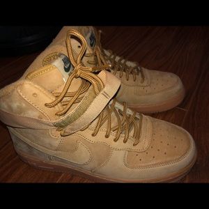 Meet your Posher, Arianna